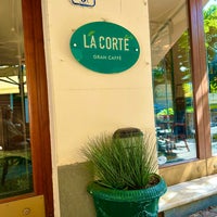 รูปภาพถ่ายที่ Gran Caffè La Corte โดย Mishal เมื่อ 7/6/2023