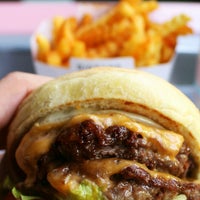 Снимок сделан в Bigbang Burger пользователем Aslan B. 6/12/2020