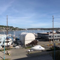 Photo taken at Silver Cloud Inn Seattle - Lake Union by Roth M. on 5/5/2019