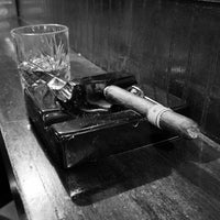 Foto tirada no(a) The Occidental Cigar Club por Advait M. em 8/10/2022