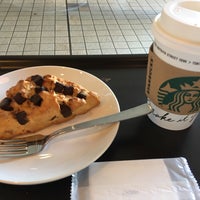 Photo taken at Starbucks by HARA ま. on 4/9/2019