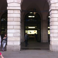 Photo taken at Apple Covent Garden by Yusuf A. on 5/5/2013