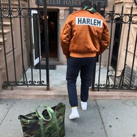 รูปภาพถ่ายที่ Harlem Haberdashery โดย Kells B. เมื่อ 7/23/2018