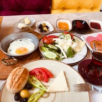 Photo taken at Shayna Cafe &amp;amp; Bahçe by 🌸 Lulu 🌸 on 10/29/2020