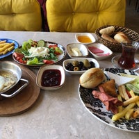 Photo taken at Shayna Cafe &amp;amp; Bahçe by 🌸 Lulu 🌸 on 12/10/2021