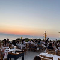 Foto diambil di Ayasaranda İmren Restaurant oleh Lutfi D. pada 8/25/2021