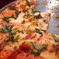 12/19/2013にSara P.がThe Pizza Gourmetで撮った写真