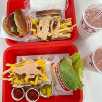 Photo taken at In-N-Out Burger by Suji Y. on 5/13/2024