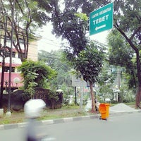 Review Kantor Kecamatan Tebet