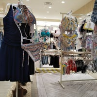 三愛水着楽園 Clothing Store In 有楽町 三愛水着楽園 Clothing Store In 有楽町