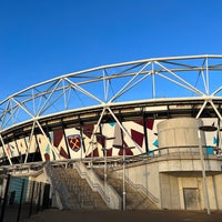 Photo taken at London Stadium by popo p. on 12/6/2023