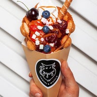 รูปภาพถ่ายที่ Yogugu Yogurt &amp;amp; Waffle โดย Yogugu Yogurt &amp;amp; Waffle เมื่อ 3/9/2018
