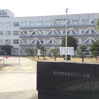 新潟大学 M2 医学部保健学科棟 中央区旭町通二番町746