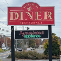 Photo taken at Monroe Diner by Joshua on 10/23/2022