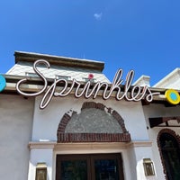 รูปภาพถ่ายที่ Sprinkles โดย Joshua เมื่อ 6/25/2023