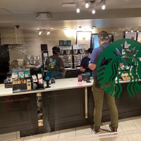 Photo taken at Starbucks by Joshua on 9/22/2022
