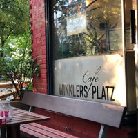 Das Foto wurde bei Café Winklers Platz von Casi am 8/24/2019 aufgenommen