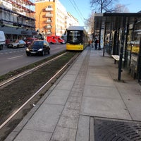 Photo taken at H Grünberger Straße / Warschauer Straße by Casi on 2/18/2019