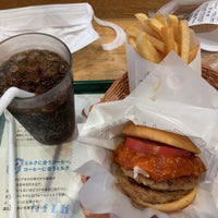 Photo taken at MOS Burger by アトピー 小. on 6/13/2021