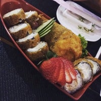 7/4/2015 tarihinde Leticia X.ziyaretçi tarafından Zen Sushi Bar'de çekilen fotoğraf