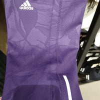 adidas - La Dreta de l'Eixample - Paseo de Gracia 3