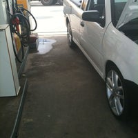 Photo taken at Posto Shell by ....,, .. on 2/25/2013