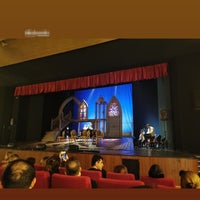 Photo taken at Şehir Tiyatroları Ümraniye Sahnesi by ozdn k. on 12/29/2022