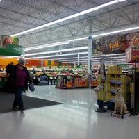10/10/2014 tarihinde Diogenesziyaretçi tarafından Walmart Supercentre'de çekilen fotoğraf