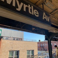 Photo taken at MTA Subway - Myrtle Ave/Broadway (J/M/Z) by Chris B. on 11/30/2019