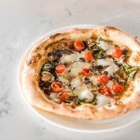 Das Foto wurde bei MidiCi The Neapolitan Pizza Company (Katy, TX) von MidiCi The Neapolitan Pizza Company (Katy, TX) am 3/28/2018 aufgenommen