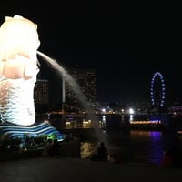 Photo taken at The Merlion by A_Oup on 2/3/2015