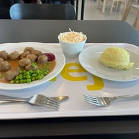 Photo taken at IKEA restaurace by Lex U. on 3/29/2024