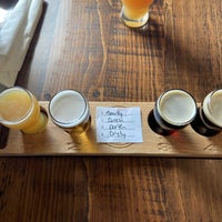 Photo taken at Mad Chef Craft Brewery by Scott W. on 4/1/2023