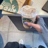 Foto tomada en Starbucks  por shhh el 12/29/2022