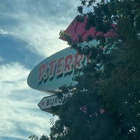 Photo taken at P. Terry&amp;#39;s Burger Stand by Elizabeth B. on 10/30/2022