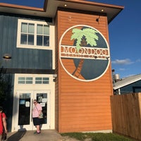 Photo taken at Moondog Seaside Eatery by Elizabeth B. on 4/28/2019