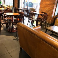 Photo taken at Starbucks by Rub P. on 1/22/2019