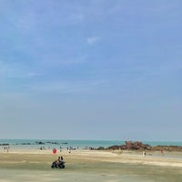 Photo taken at Tanjung Balau Beach by Kuch on 10/1/2023