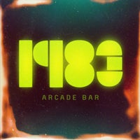 Foto scattata a 1983 Arcade Bar da 1983 Arcade Bar il 2/23/2018