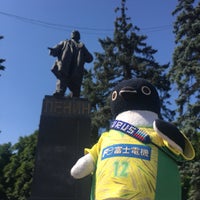 Photo taken at Памятник В. И. Ленину by Yuki Y. on 7/2/2018