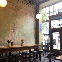 Foto diambil di Eastern Café oleh Amy C. pada 7/5/2019