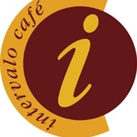 รูปภาพถ่ายที่ Intervalo Café โดย Intervalo Café เมื่อ 10/22/2013