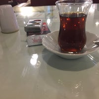 Photo taken at Yalı Cafe &amp;amp; Restaurant by Medre Ulgonalsa on 3/4/2017