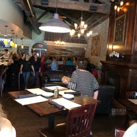 8/27/2018 tarihinde Scott B.ziyaretçi tarafından The Vine - Martini &amp;amp; Wine Bar'de çekilen fotoğraf