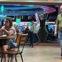 Foto diambil di Route 66 Casino Hotel oleh Phylander K. pada 8/6/2022
