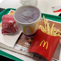 Photo taken at McDonald&amp;#39;s by KH オ. on 1/8/2022