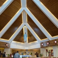 Photo taken at Iglesia de Nuestra Señora De Líbano by 強いピラニア 。. on 8/21/2021