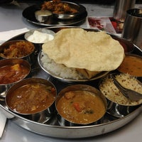 3/17/2013에 Anusha S.님이 Madura Indian Vegetarian Cuisine에서 찍은 사진