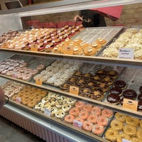 Photo taken at Brammibal’s Donuts by Ralph E. on 8/20/2022