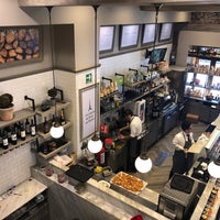 Photo taken at Maison Kayser by Diego F. on 2/16/2020